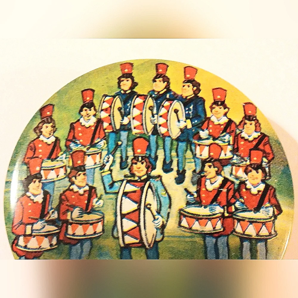 Vintage Holiday Tin Christmas Container Twelve Drummers Drumming